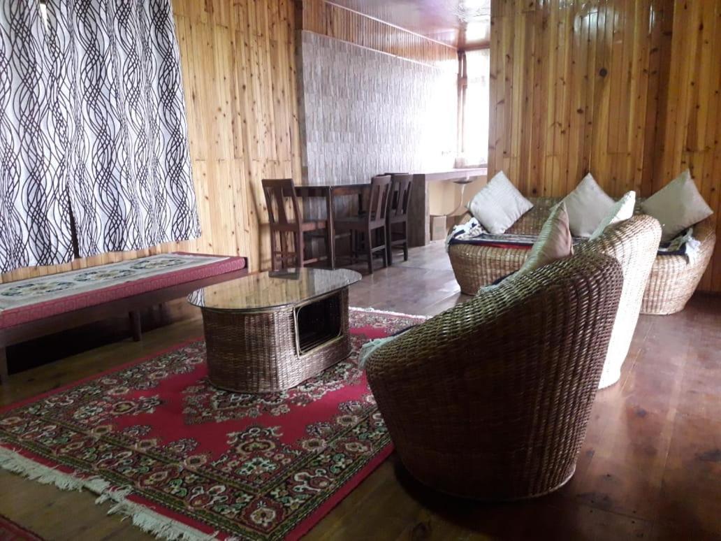 Pine Haven Resorts Takdāh Zewnętrze zdjęcie