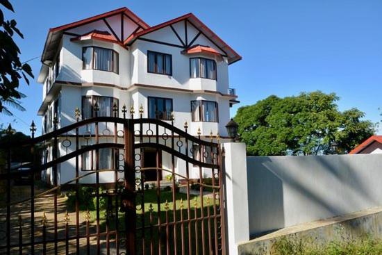 Pine Haven Resorts Takdāh Zewnętrze zdjęcie